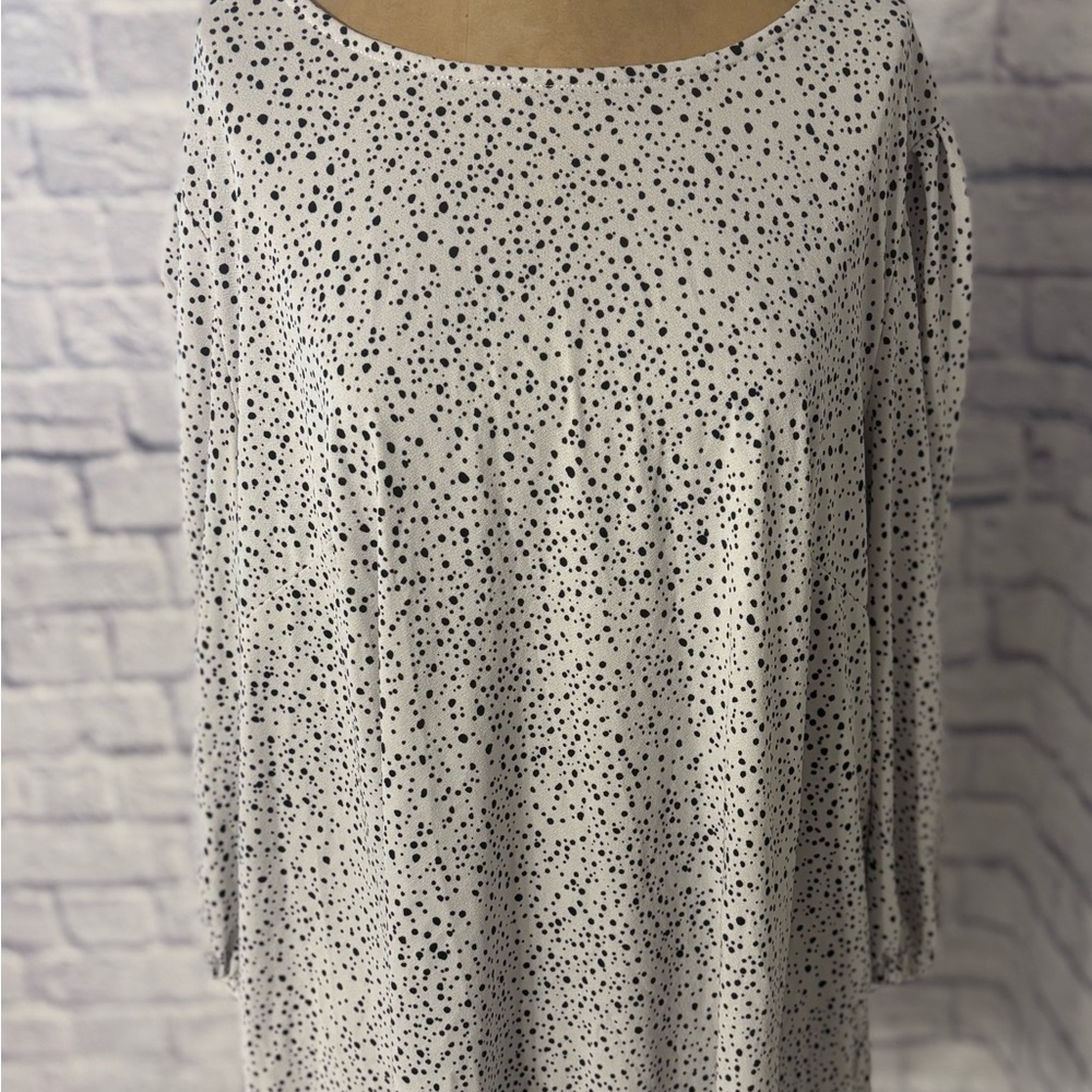 Adrianna Papell Black and White Speckled Blouse